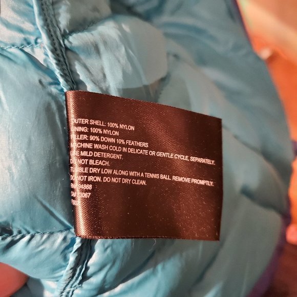 Two Toned Blue Down Vest (Small) - Picture 9 of 9